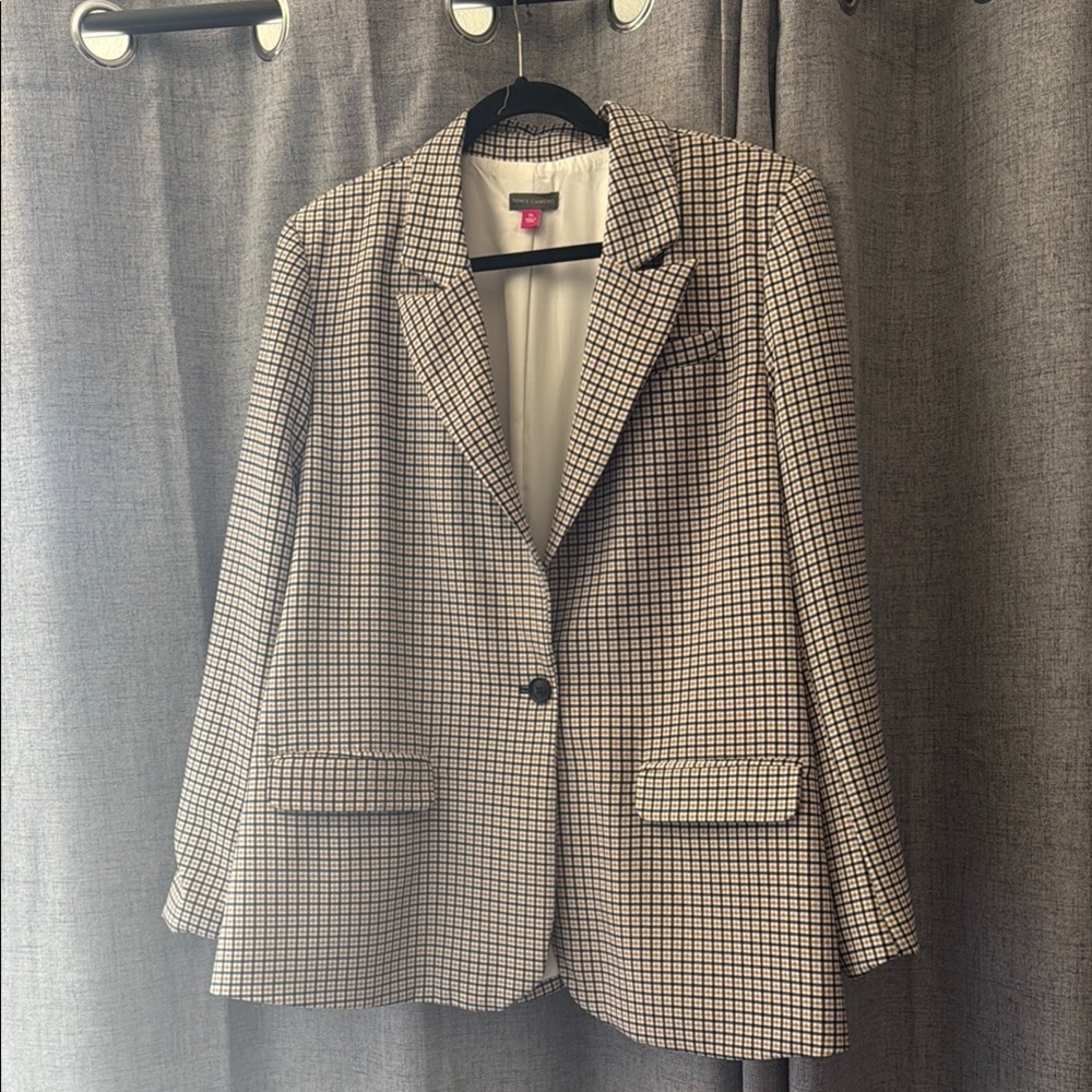 Vince Camuto Black and White Blazer Tailored Suit Jacket